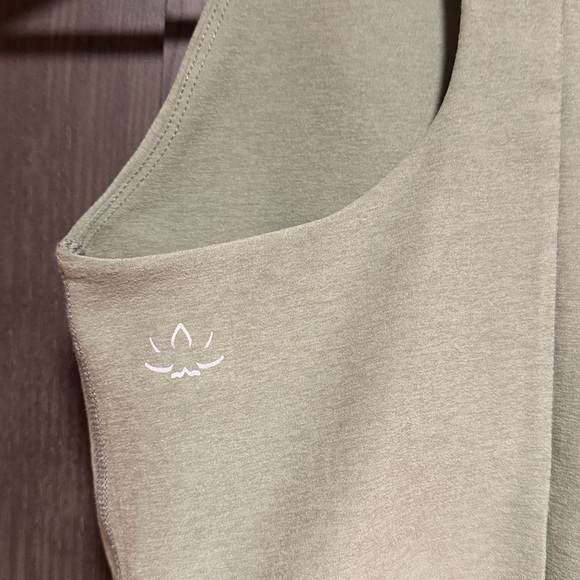 Beyond Yoga Refocus Tank - Picture 3 of 6